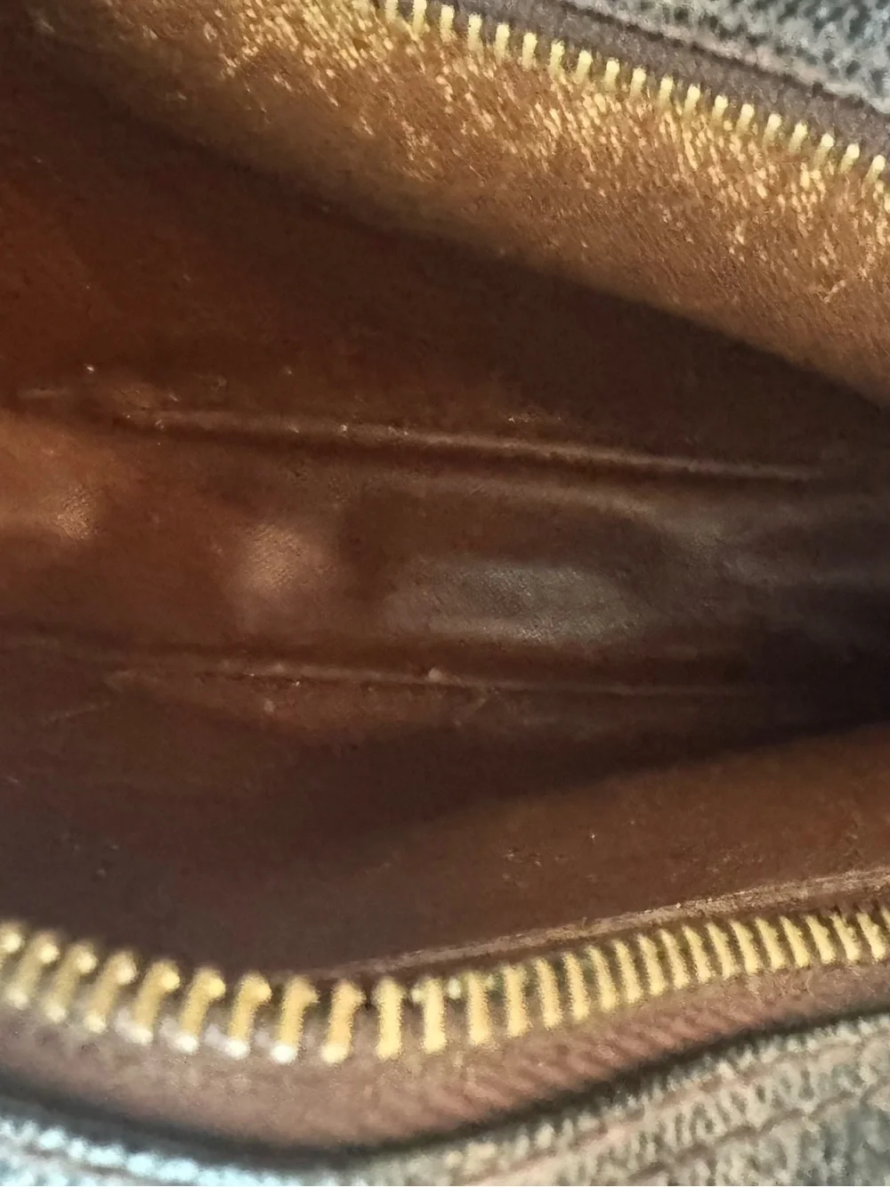 Authentic Louis Vuitton Trocadero 27